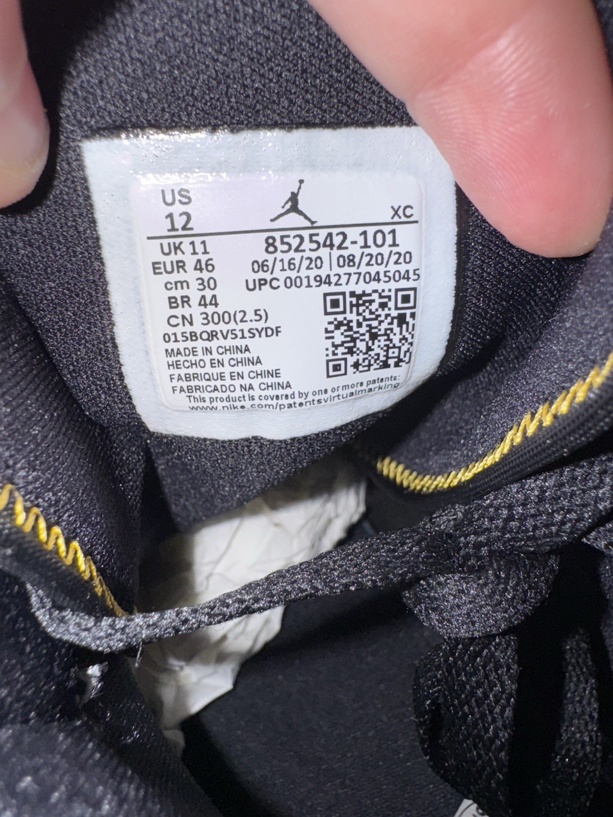 Air Jordan 1 Mid SE Oakland (2020) 12M