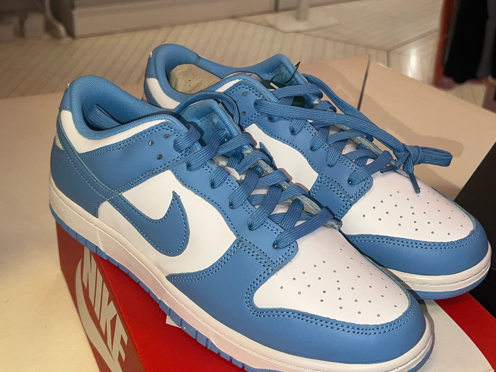 Nike Dunk Low 2021 UNC’S size 5 5.5 6 6.5 7 7.5 8 8.5 9 9.5 10 10.5 11 13