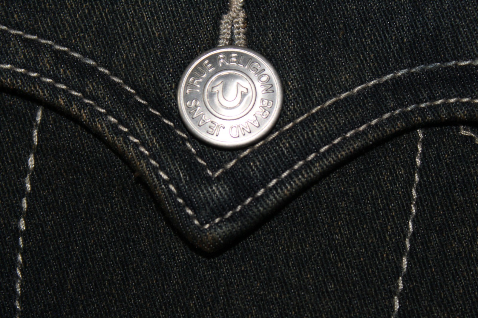 True Religion Men’s Jeans size 32 Relaxed Slim