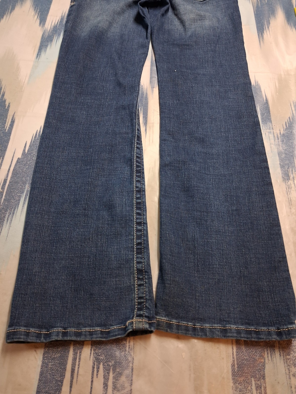 Wrangler Willow Ultimate Riding Jeans Measure 28×31 Boot Cut Medium Wash