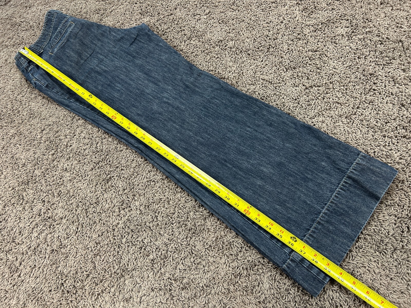 J.Jill Jeans Women’s Size 12 Blue Genuine Fit Below Waist Wide Leg (Act 33X30″)