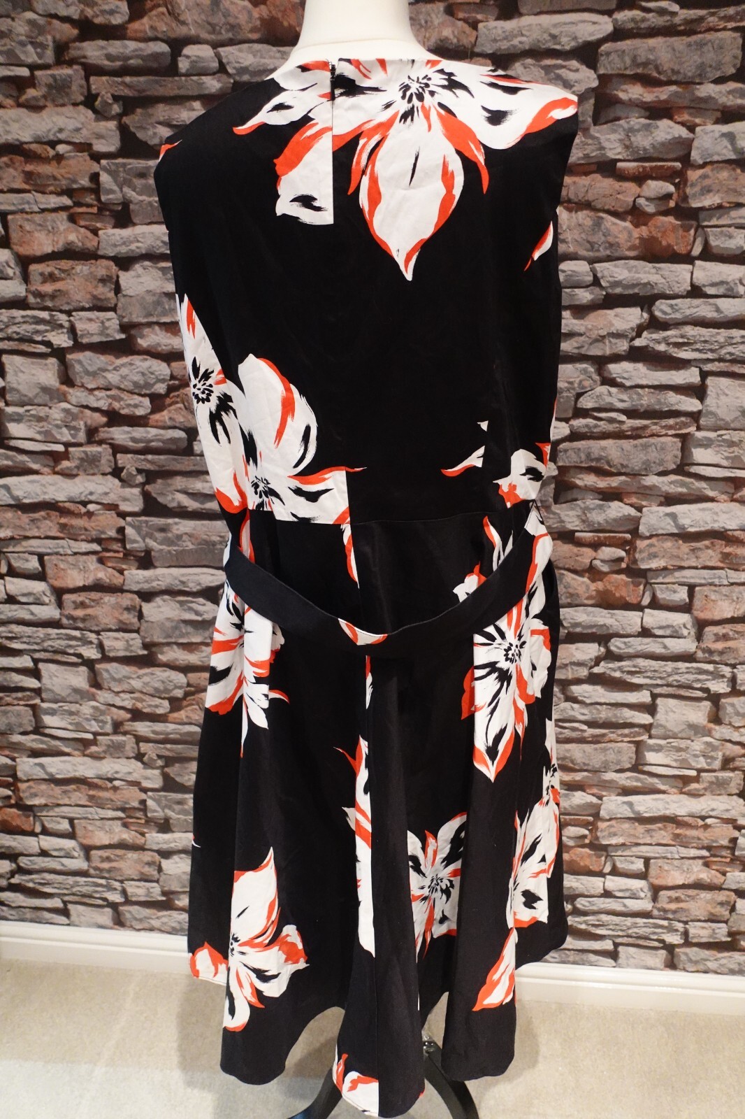 Collection Debenhams Belted Sleeveless Lined Back Zip Dress Size 20