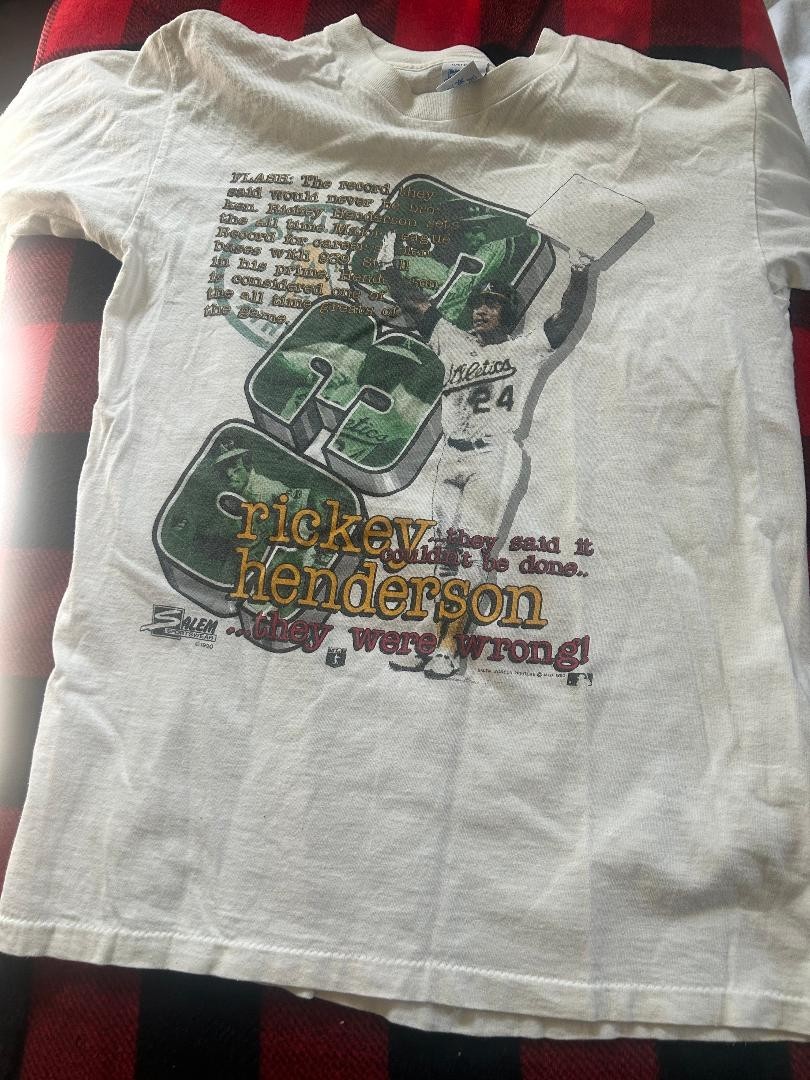 Rickey Henderson Classic Salem Sportswear T-Shirt Size Large