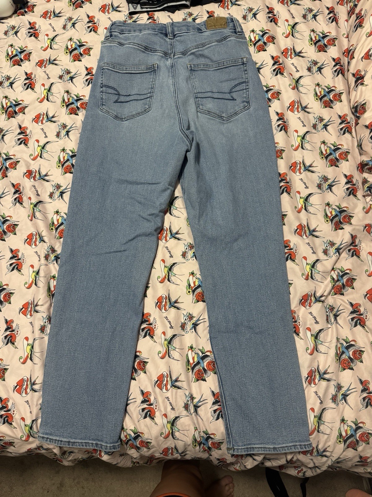 American Eagle Women’s Pants and Short Bundle (Women’s 8s & 6)