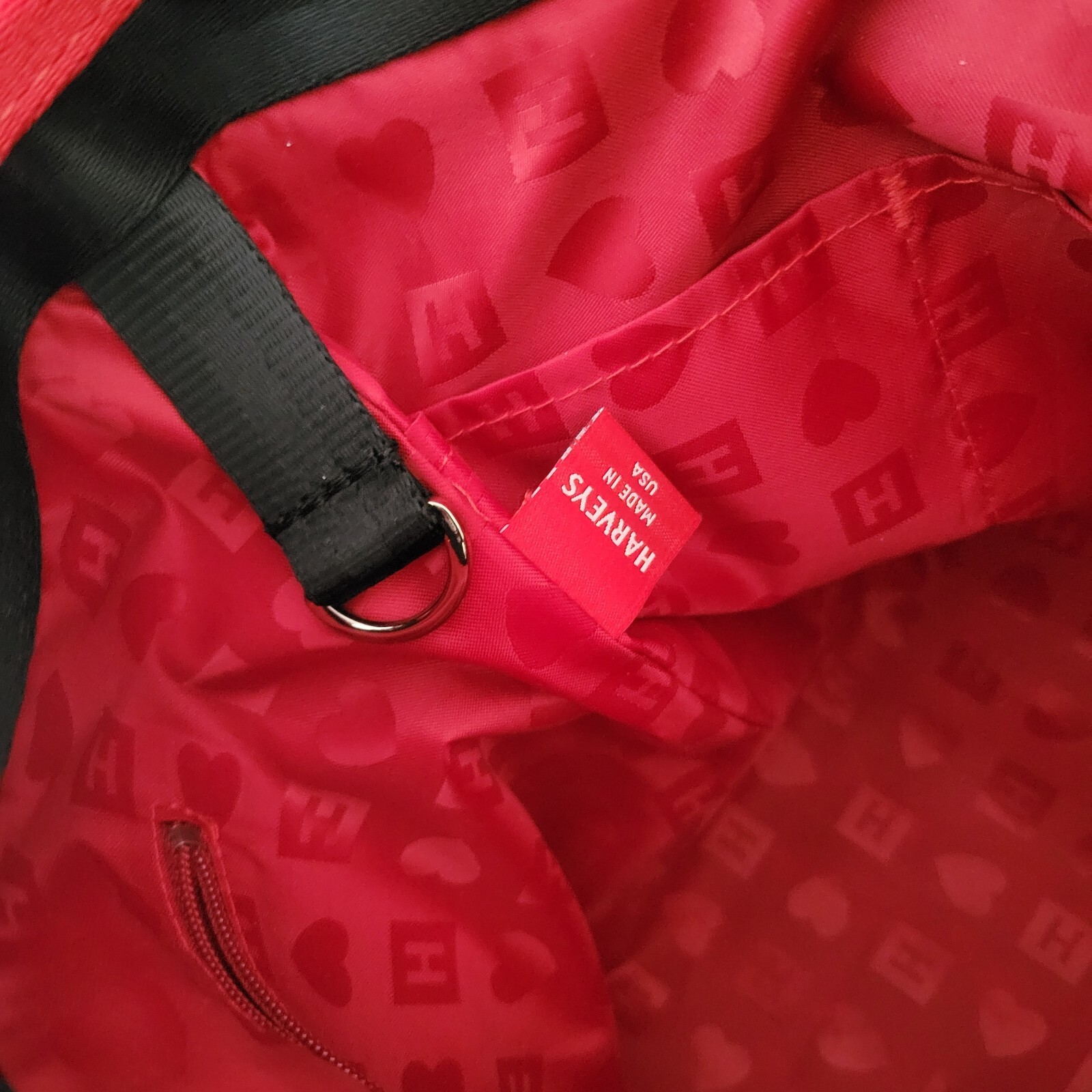 Harveys Strawberry Fields Park Hopper Crossbody Drawstring Bag Black Red EUC