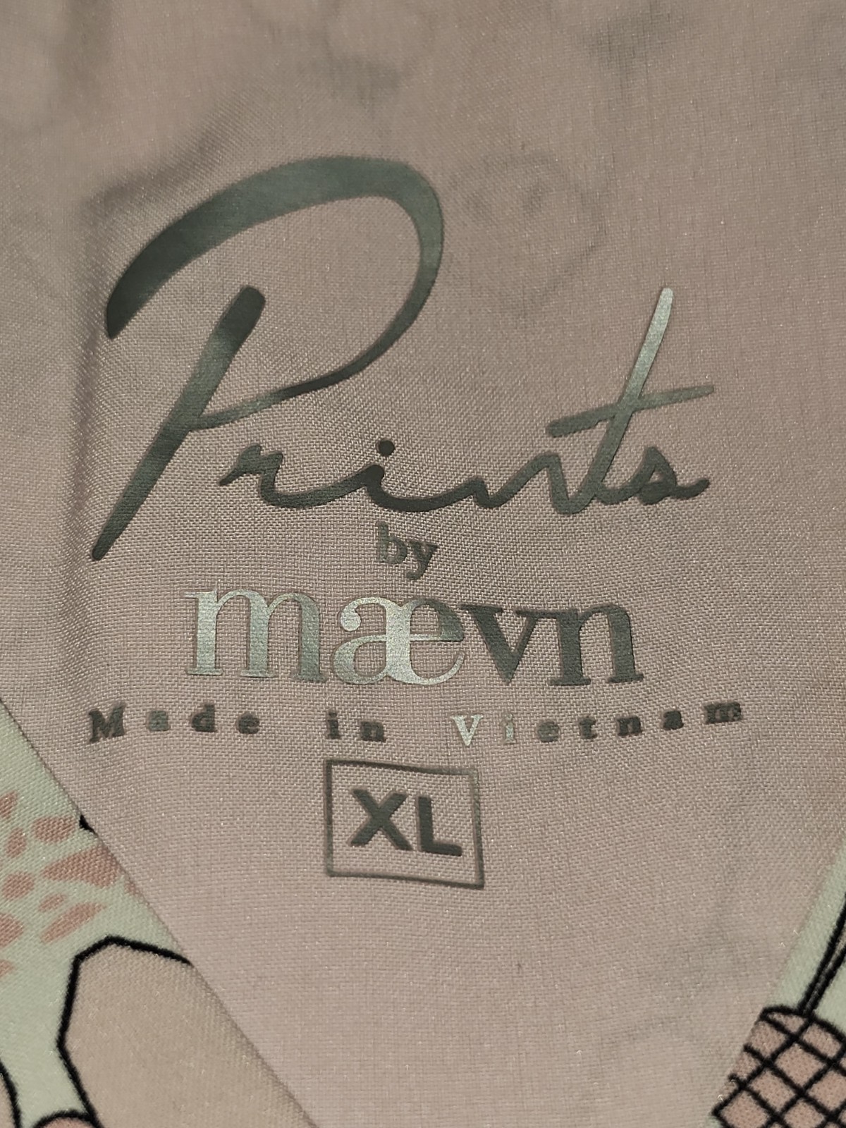 Prints By Maevn Scrub Top Womens Size XL White Pink Floral Cows Pit To Pit 23in