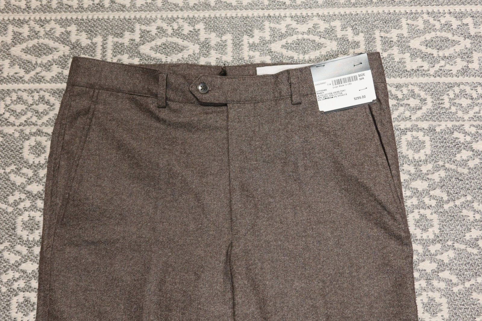 $295 Joseph Abboud Men’s Modern Fit Dress Pants – Size 32 – Brown