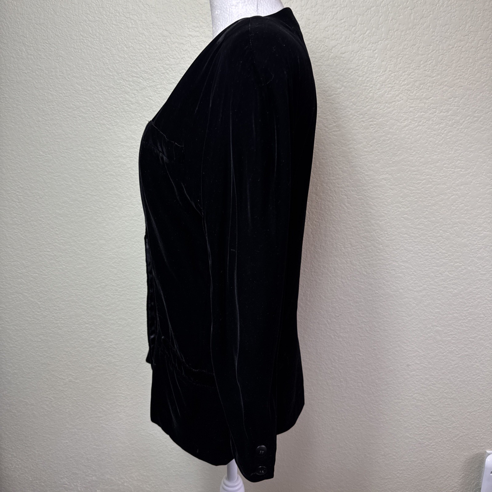 Vintage Krizia Italy Black Velvet Blazer Floral Applique Evening Jacket 44 8/10