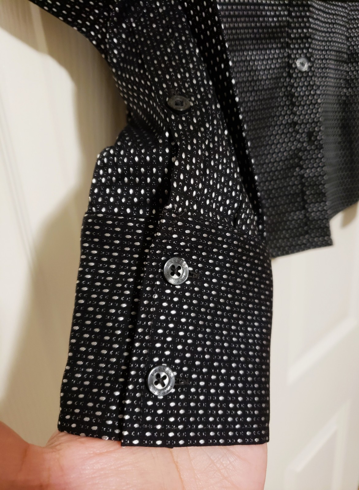 VTG Express MD Black & Silver Cinched Waist Button Up Dress Shirt | Y2K Fashion