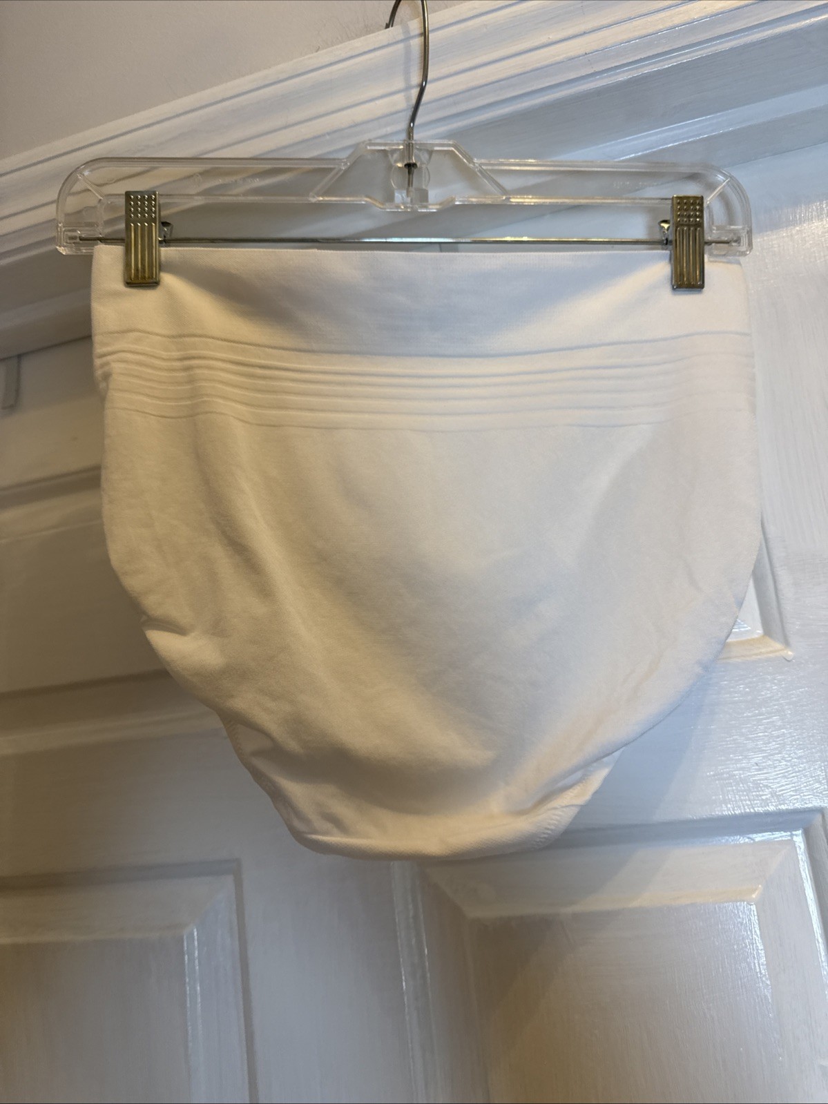 Warner White Hi Cut Nylon/Elastane Panties Women’s Size 7-Large NWT