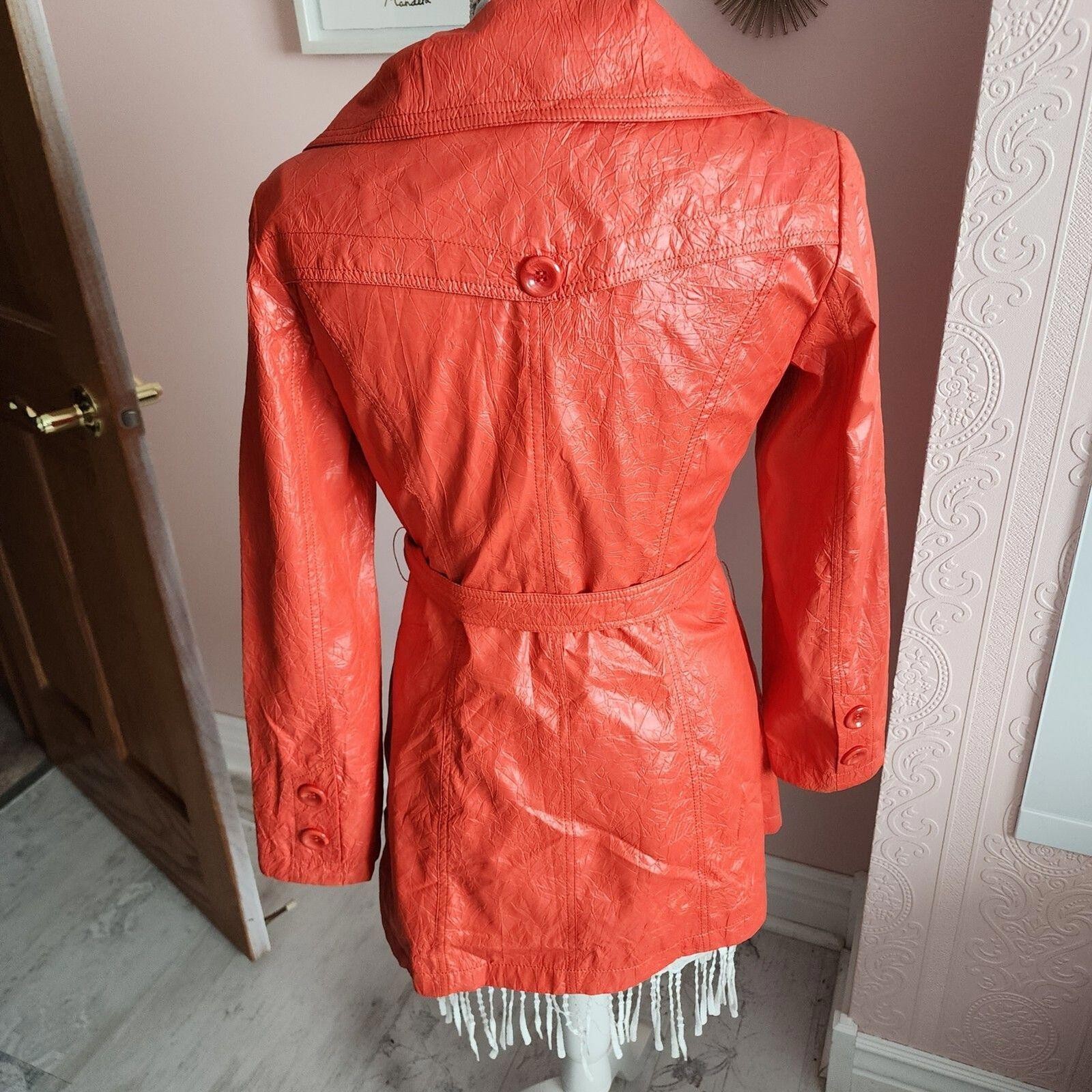 LKNW SHARK brand orange trenchcoat belt unqiue double breasted M 44/46