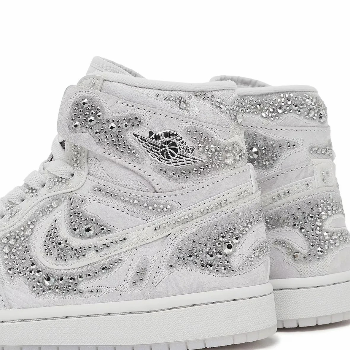 Swarovski x Air Jordan 1 High OG “Vast Gray” Womens HF6248-002