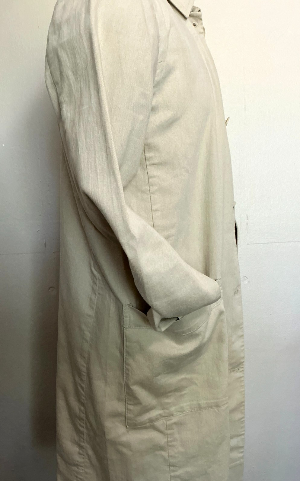 EILEEN FISHER TAN ORGANIC COTTON LT WEIGHT KNEE LENGTH BUTTON DOWN COAT, SZ XS