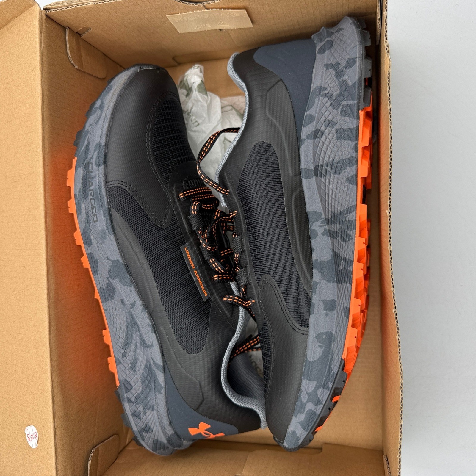 Under Armour UA Charged Bandit TR 3 Shoes Mens 8 Black Orange Trail 3028371-001