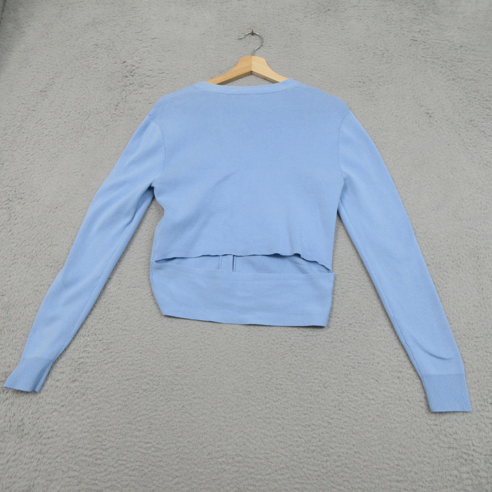 Cabi Cardigan Sweater Womens Medium Blue V Neck Button Front Split Back Knit