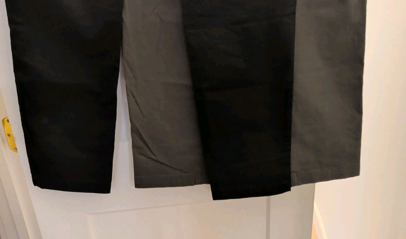 2 Pr 36 X 30 Slim Men GAP Modern Khaki Black Olive Twill Pants 4 Pockets 4 Good