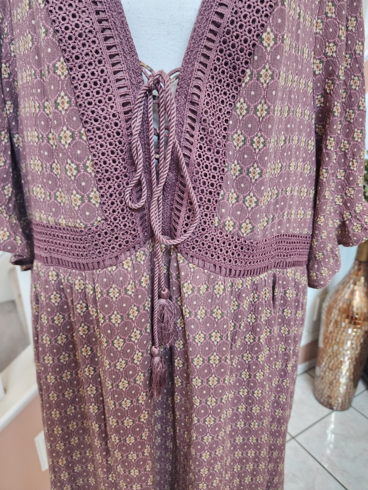 TORRID Mauve Print Crochet Trim Lace Up Short Sleeve Boho Dress Sz 3 3X 22-24
