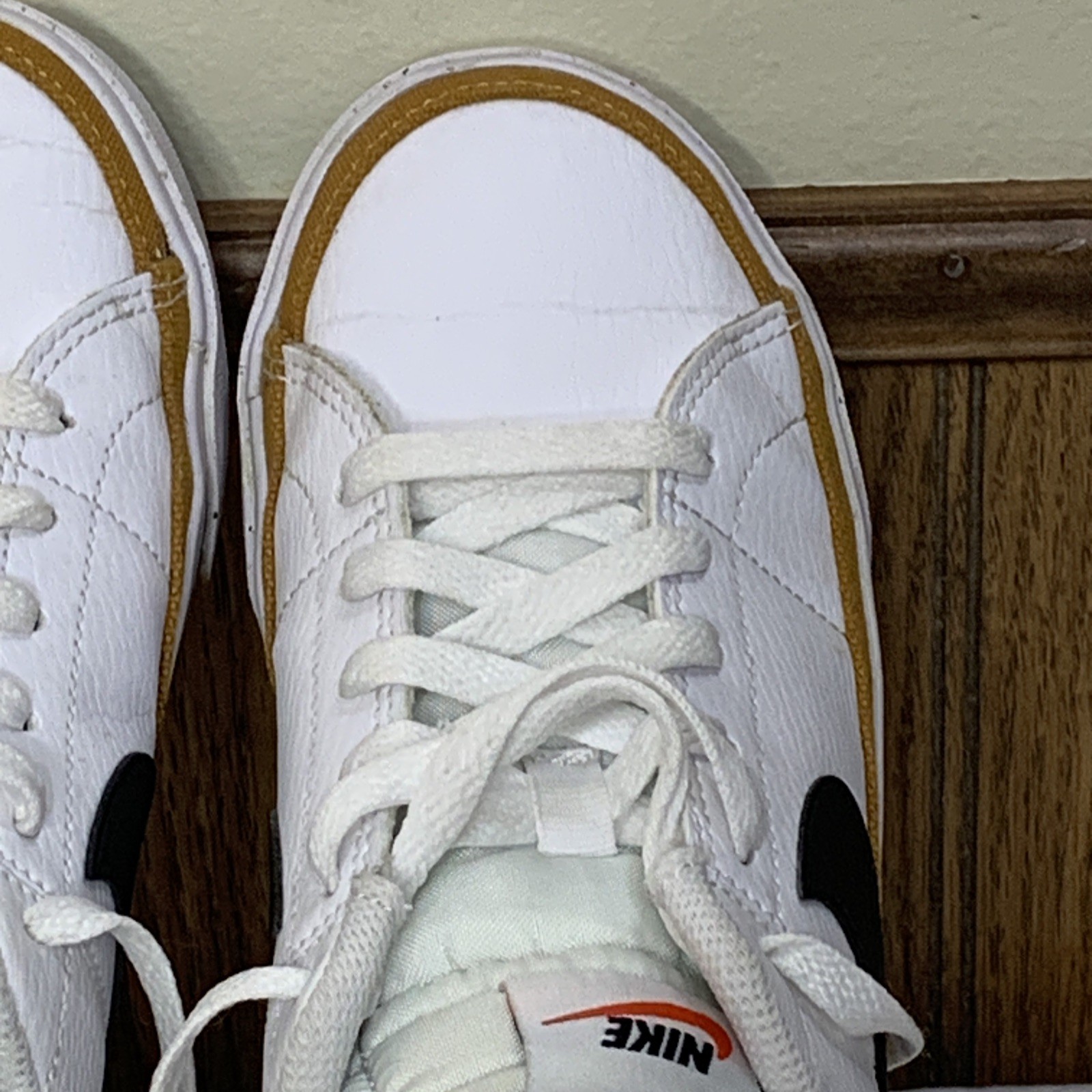 Nike Court Shoes Sneakers Size 7 Next Nature DH3161-100 White Desert Ochre
