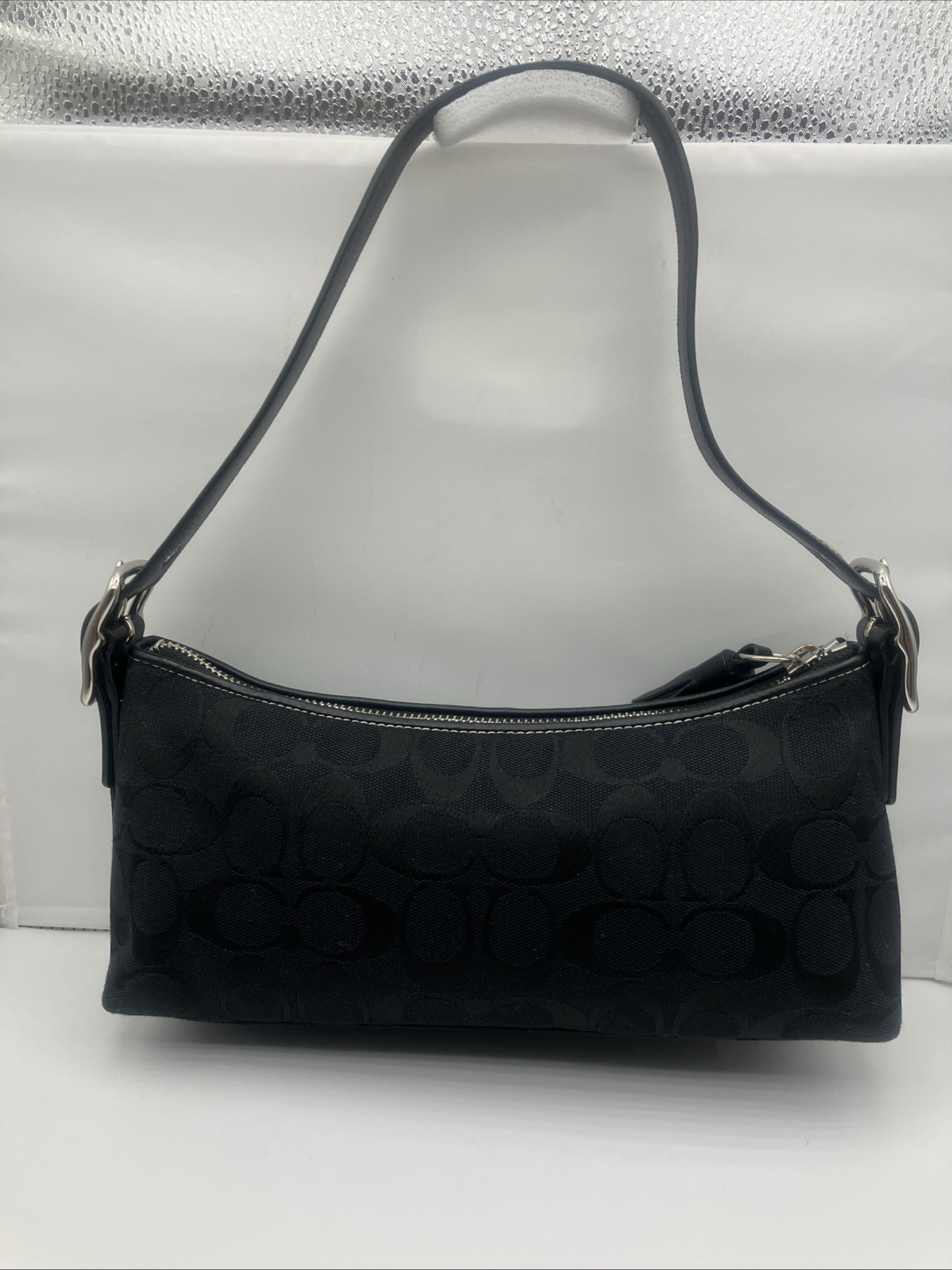 VTG Coach 8K01 Hamptons Signature Soft East West Demi Baguette Black