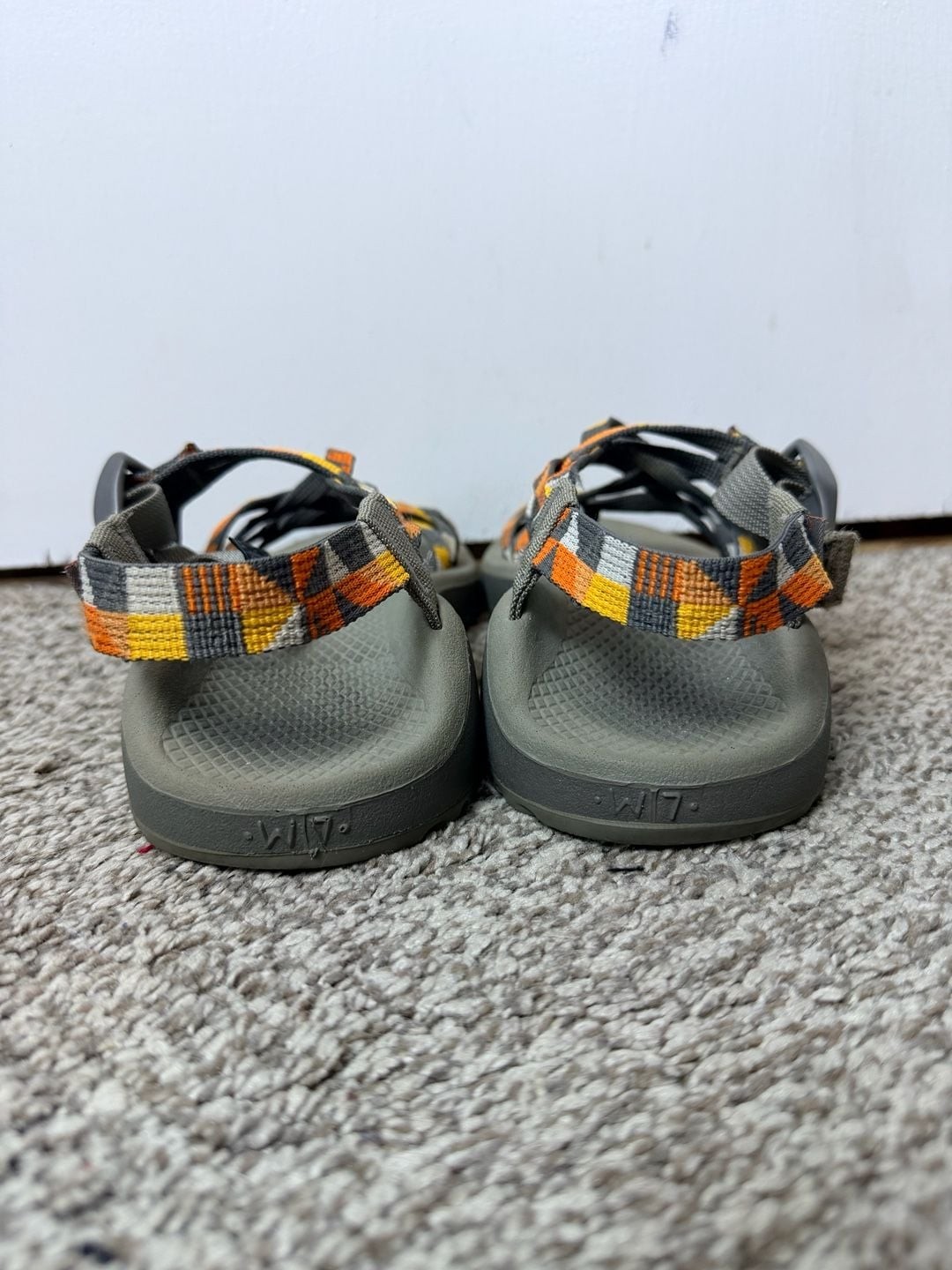 Chaco Women’s Z/2 Classic Sandals Geometric Pattern Size 7