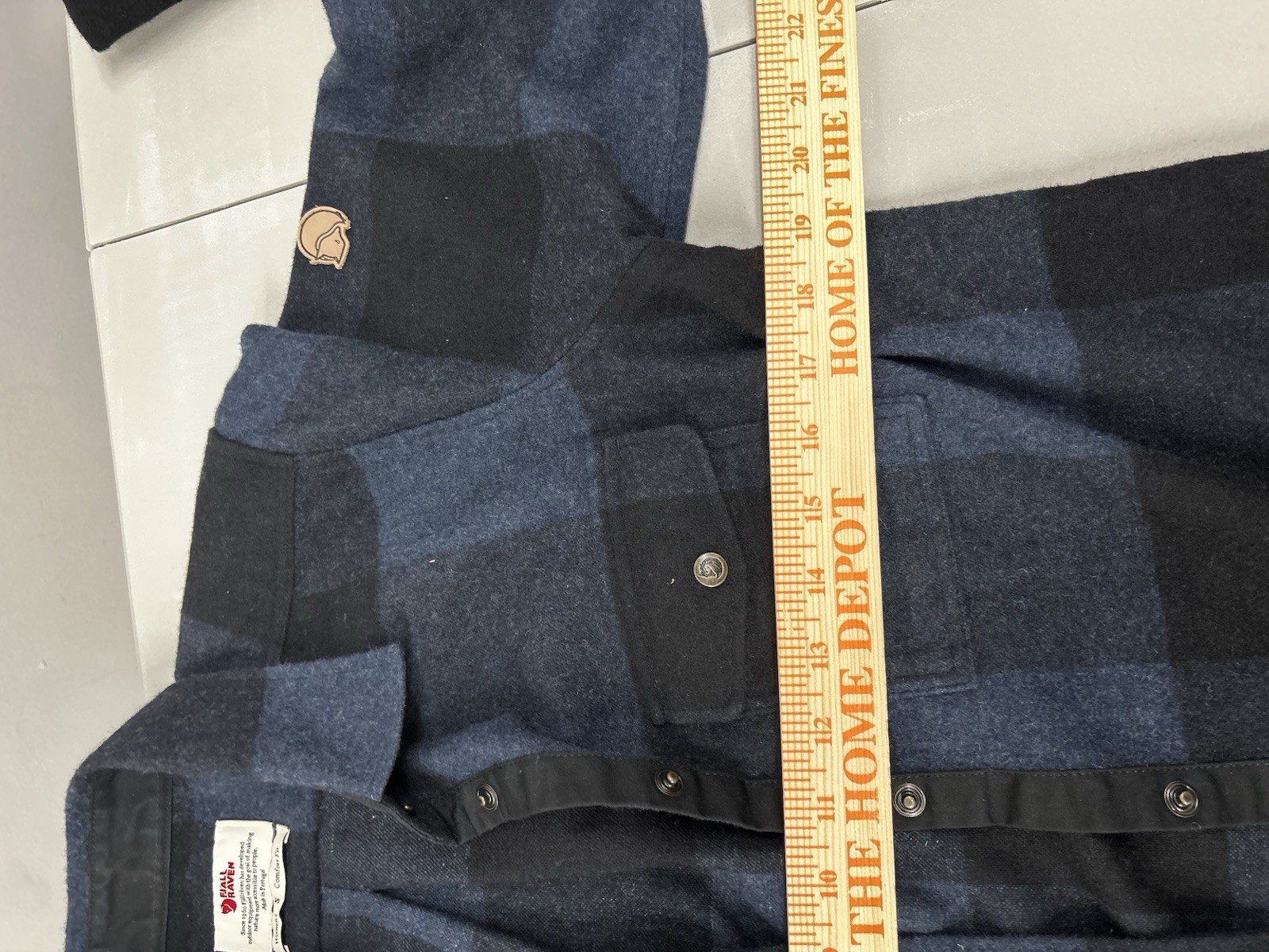 Fjallraven Women’s Wool Blend Jacket Size Small Black Button Front Outdoor Shirt