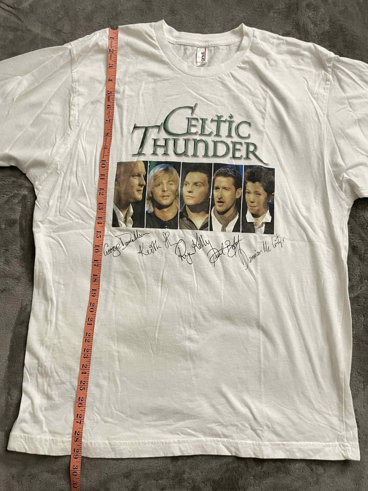 Celtic Thunder 2009 Fall Tour Men’s Tshirt Size XL