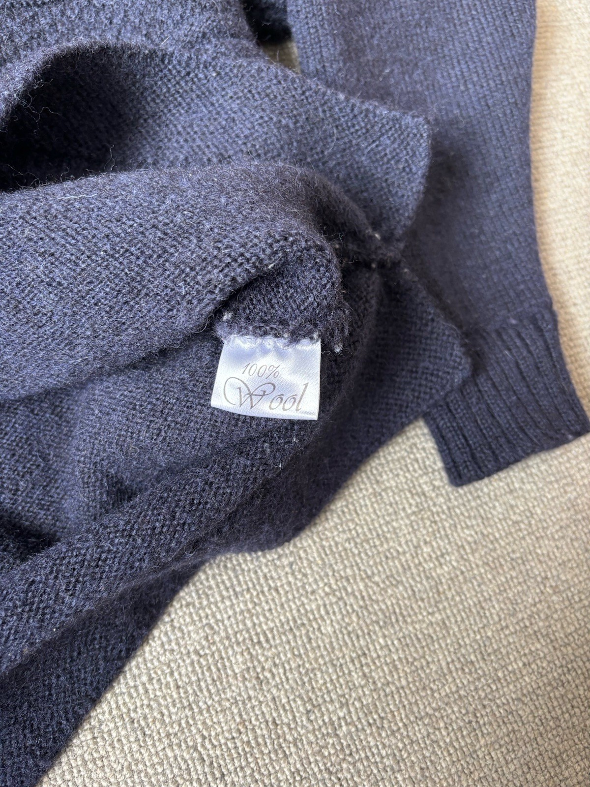 Traditional Guernsey British Wool Naturally Fisherman Jumper Navy Gansey M