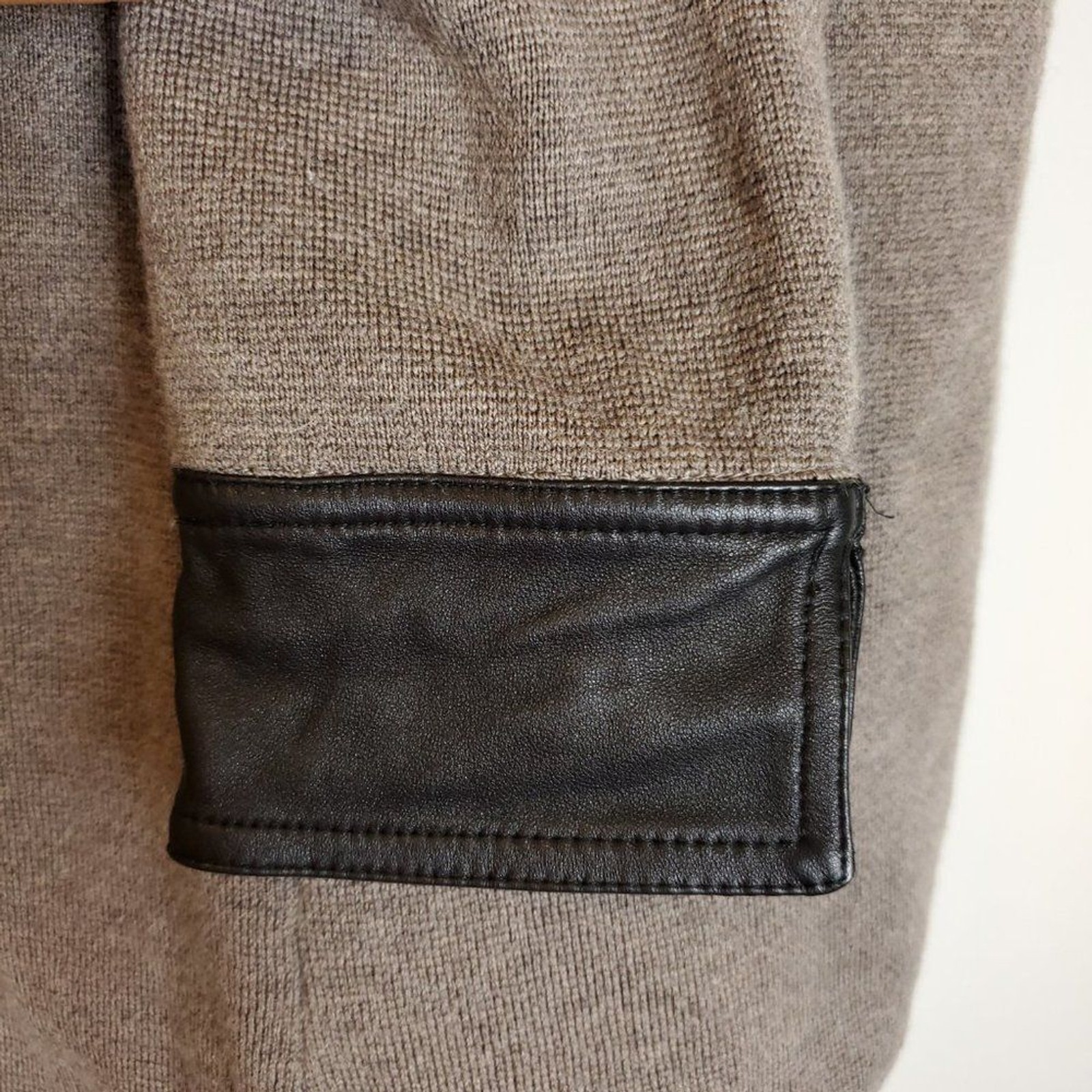 Doncaster 100% Wool Sweater Leather Trim 3/4 sleeve taupe Zipper Cardigan jacket