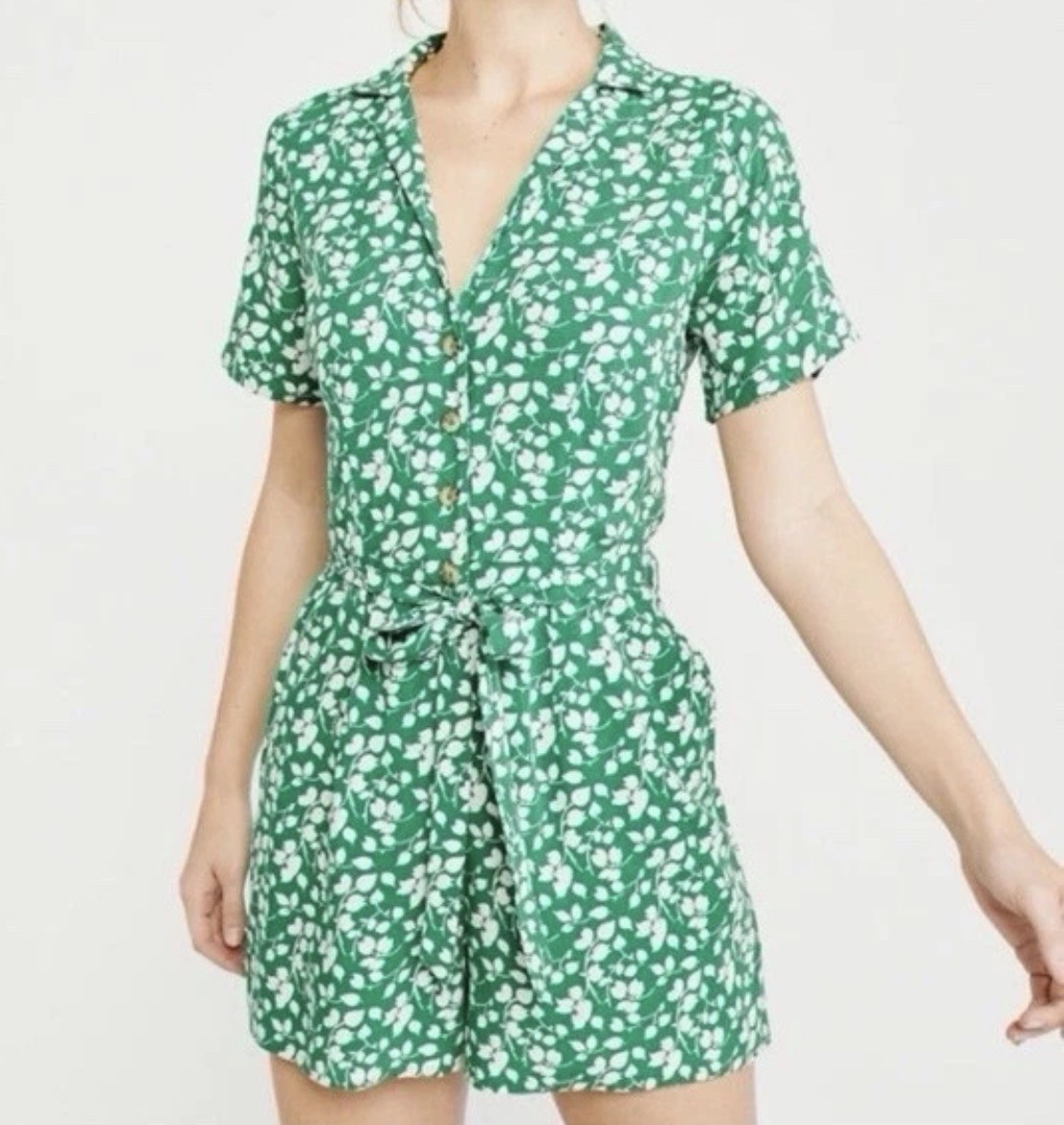 Abercrombie & Fitch Green Leaf Print Romper Size XS Extra Small