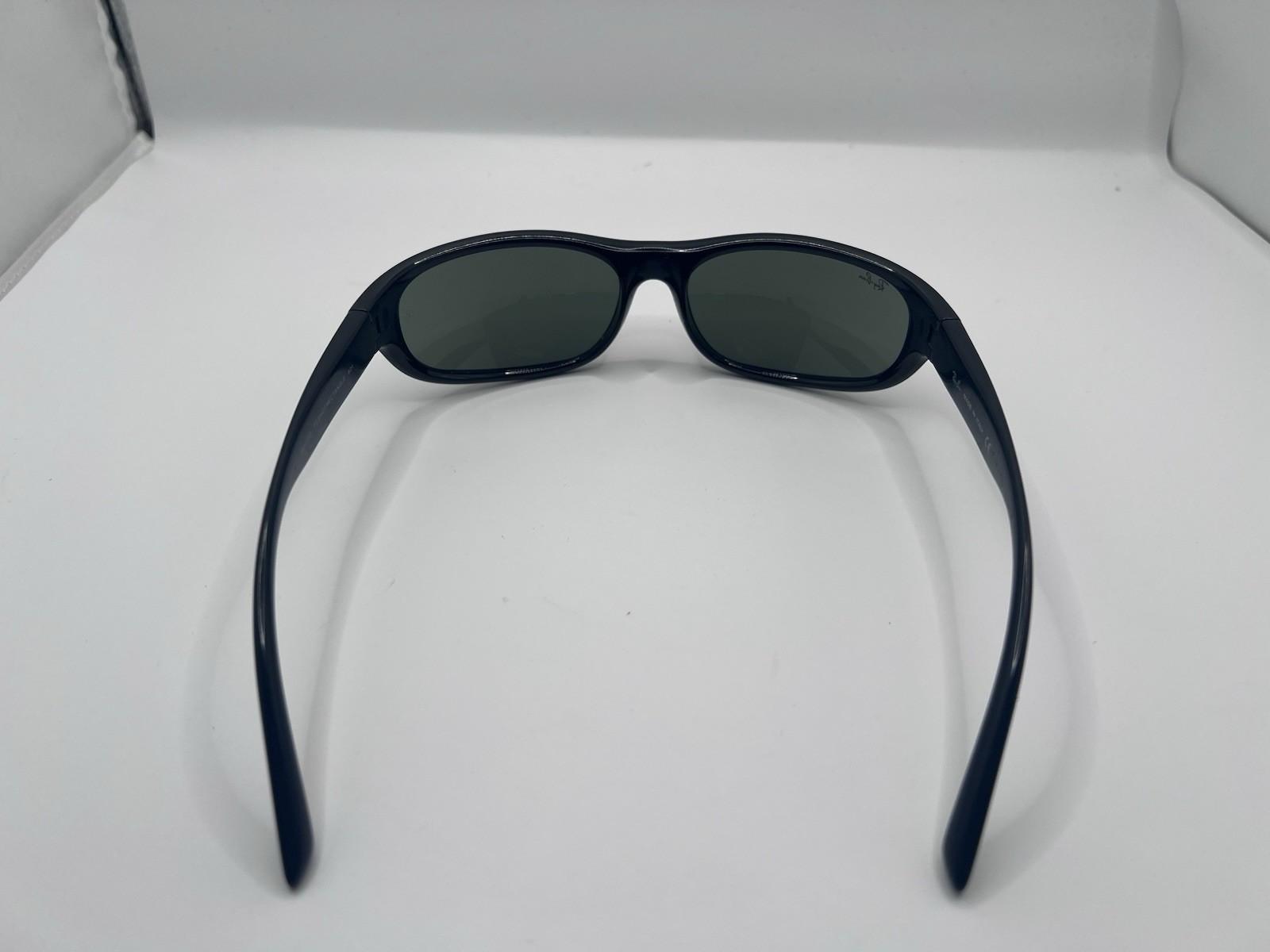 Ray-Ban RB4033 601S48 60mm Rectangular Polarized Sunglasses – Black With Case