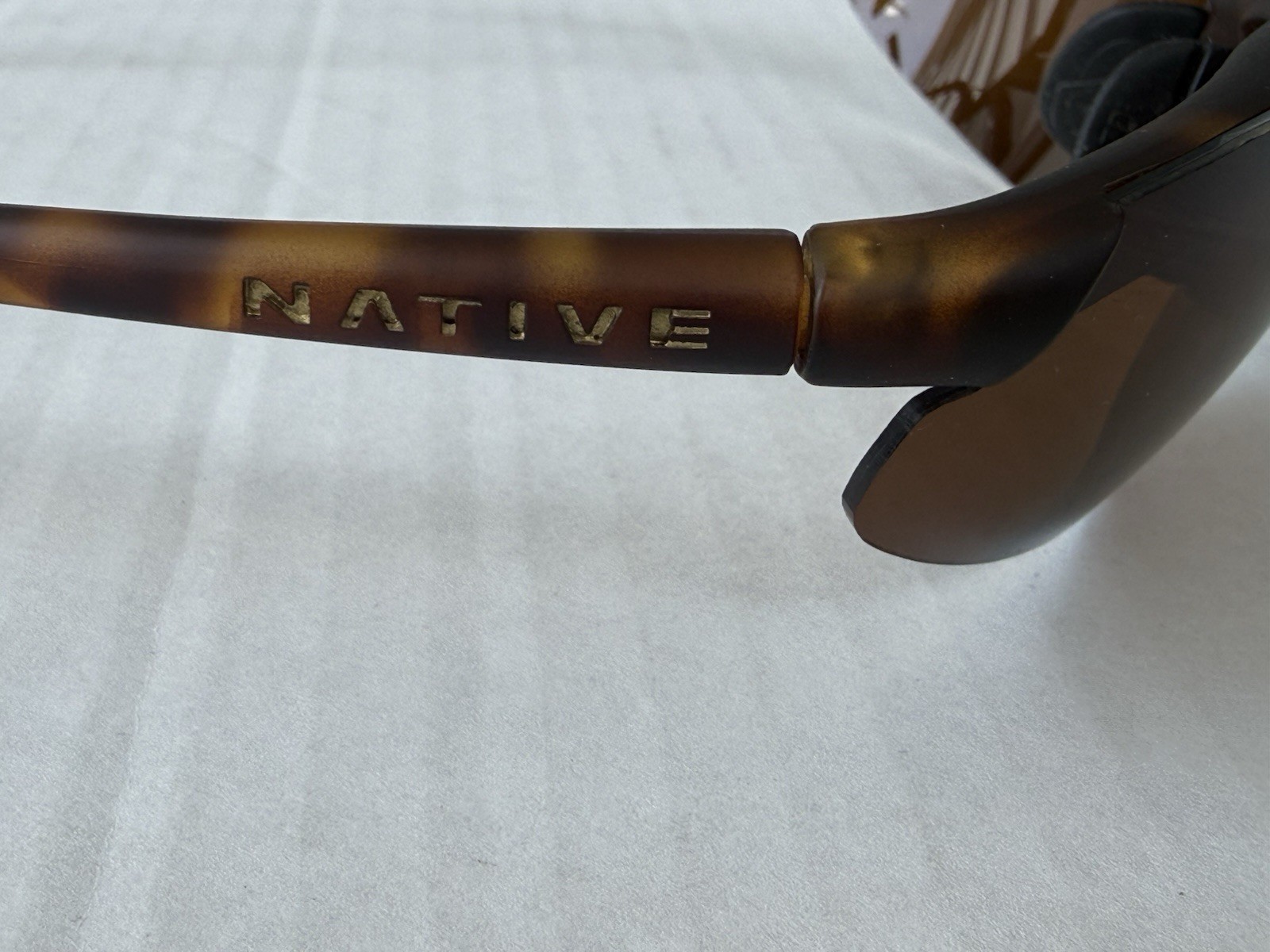 Rare NATIVE Eyewear Dash XR Tigers Eye Polarized Sunglasses Excellent Condition.