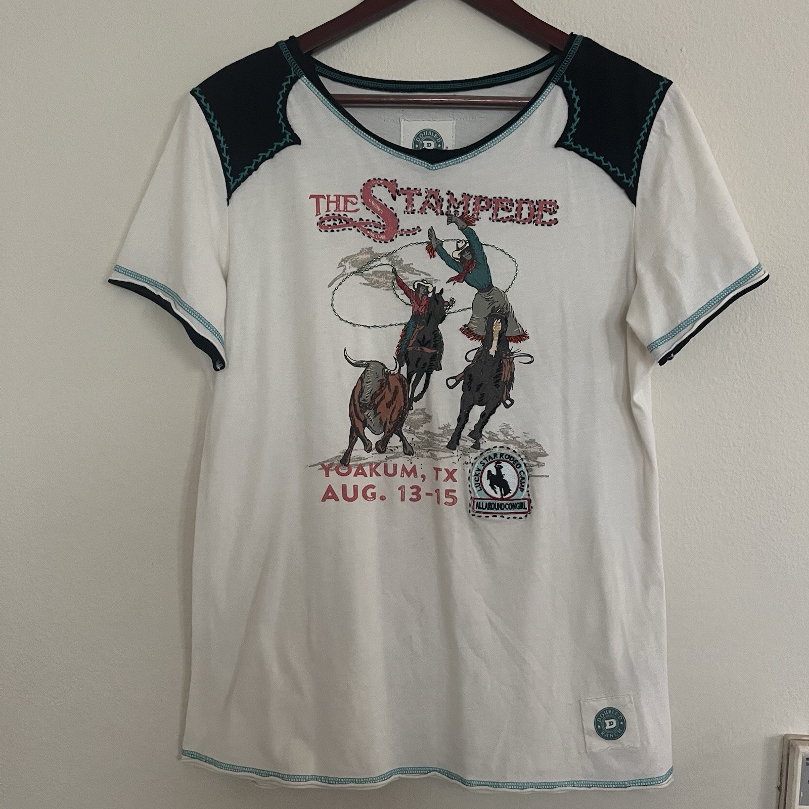 Double D Ranch The Stampede Yoakum Texas Top Women SZ XL Print Embroidered