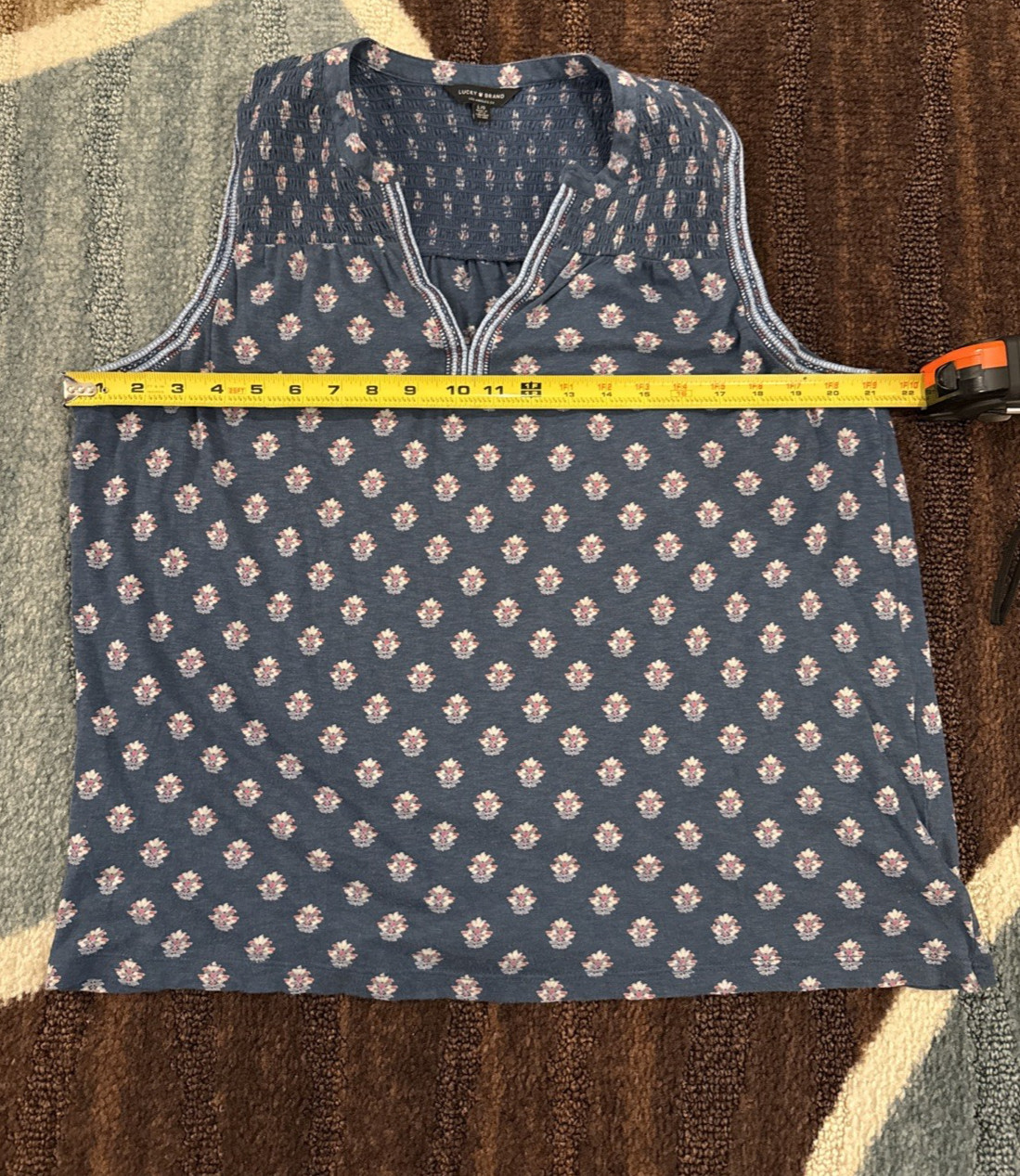Lucky Brand Split V-Neck L/G Blue Boho Floral Blouse Sleeveless Cotton Blend Top