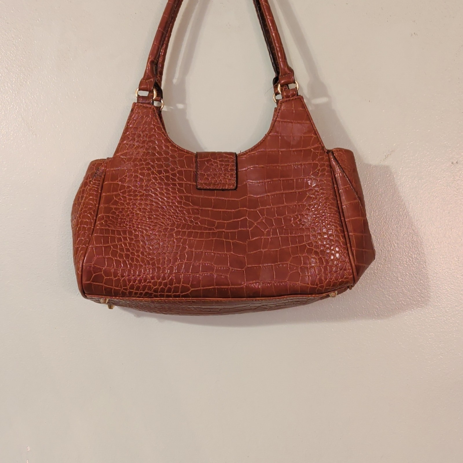 Brown Croc Embossed Women’s Shoulder Bag, Gold Hardware Buckle Closure