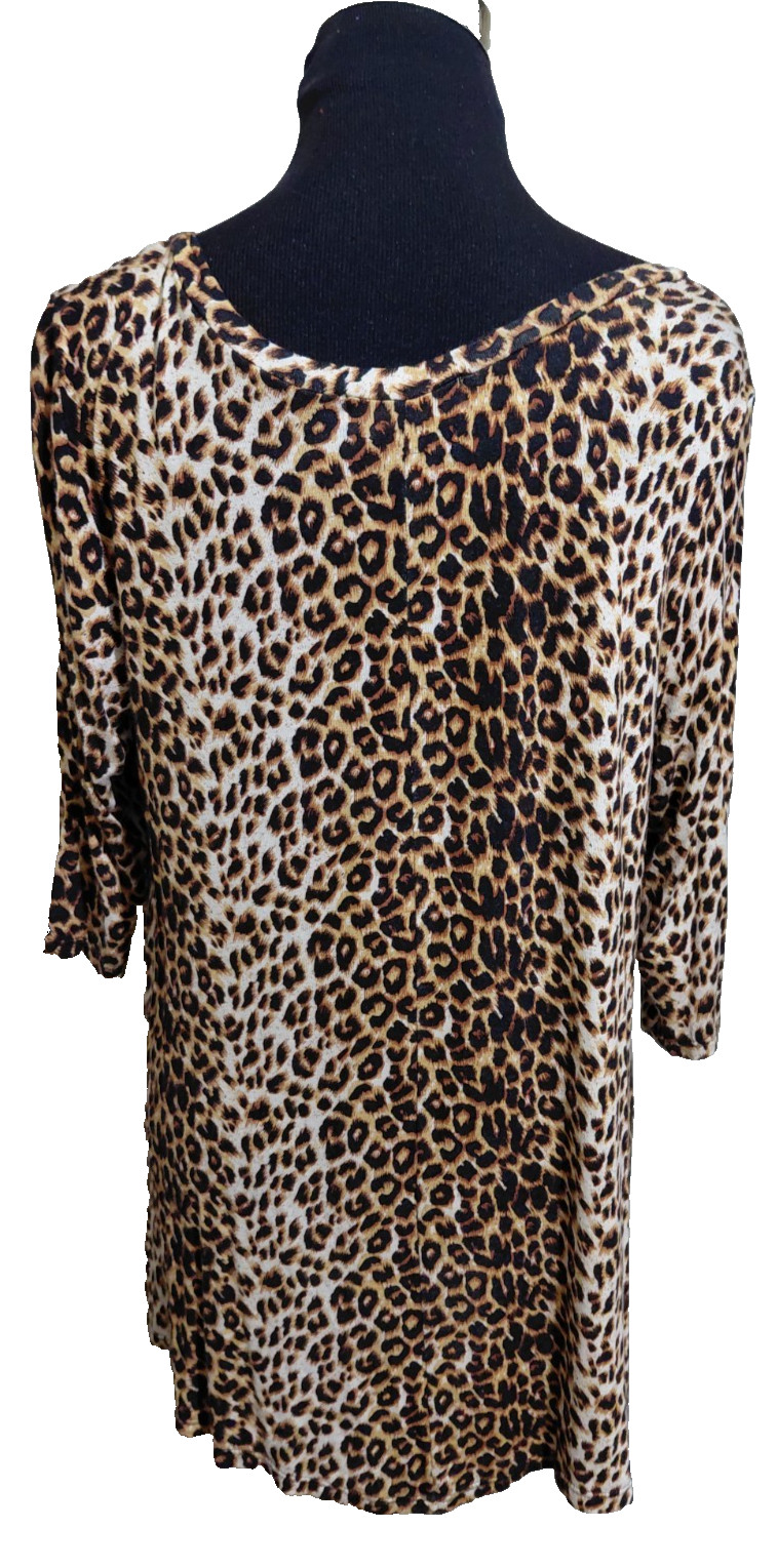 Blooms in the City Leopard Print Tunic Top Black Brown Short Sleeve V Neck Large