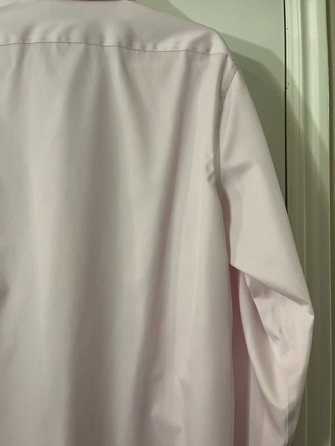Calvin Klein Infinite Non-Iron Slim Fit Dress Shirt Size 16 1/2-34/35 (Pink)