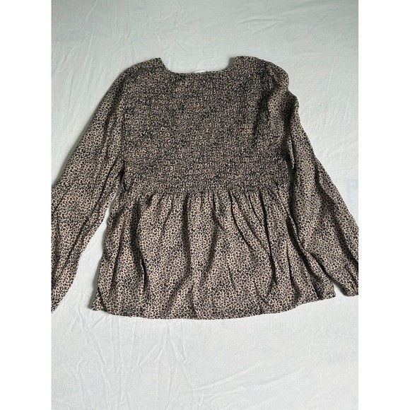 Urban Romantics Leopard Print Smocked Peplum Blouse Tan Black Large