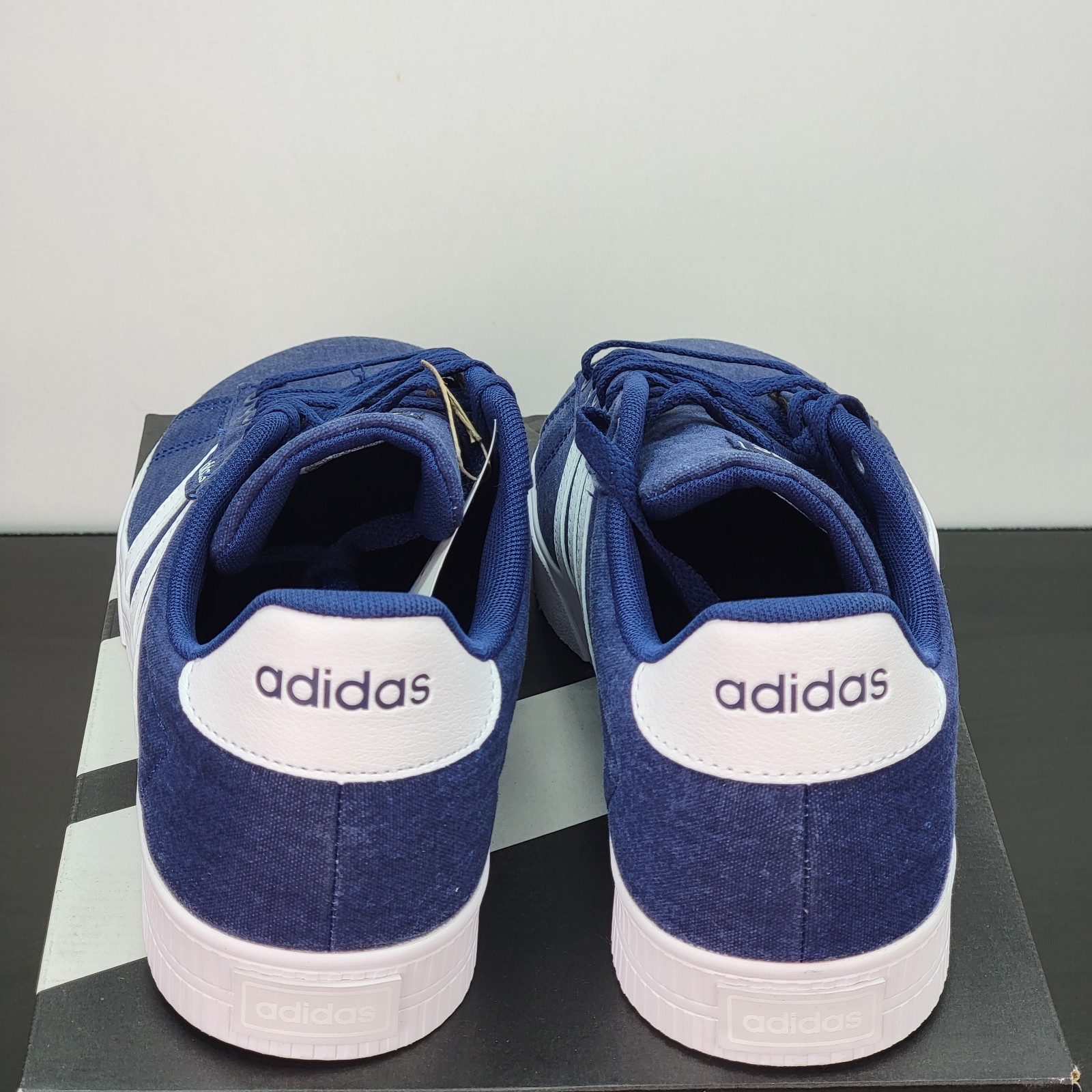 Adidas Daily 3.0 Men’s Size 11.5 Shoes Blue Athletic Skateboarding Sneakers