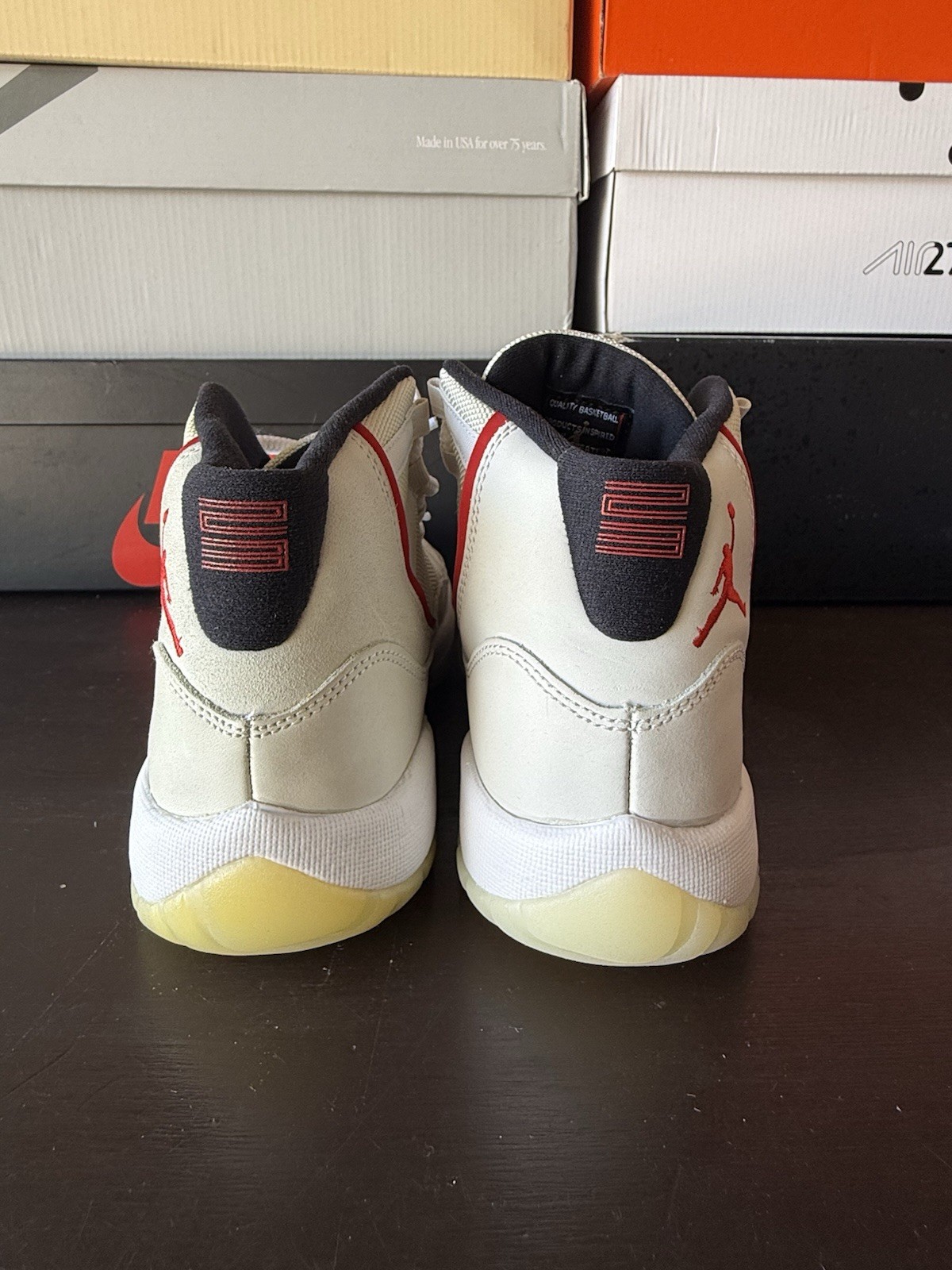 GS Nike Air Jordan 11 378038-016 Size 4.5y Platinum