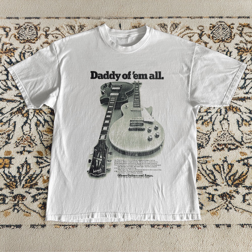 Retro Gibson Guitar Shirt Les Paul Advertisement Unisex Sand ClassicT-Shirt