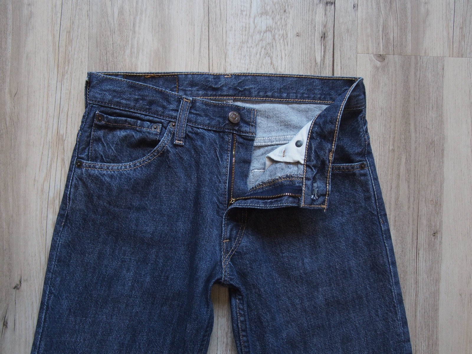 VINTAGE LEVIS 507 (0404) BOOTCUT JEANS W30 L32 (L34) 00s N43