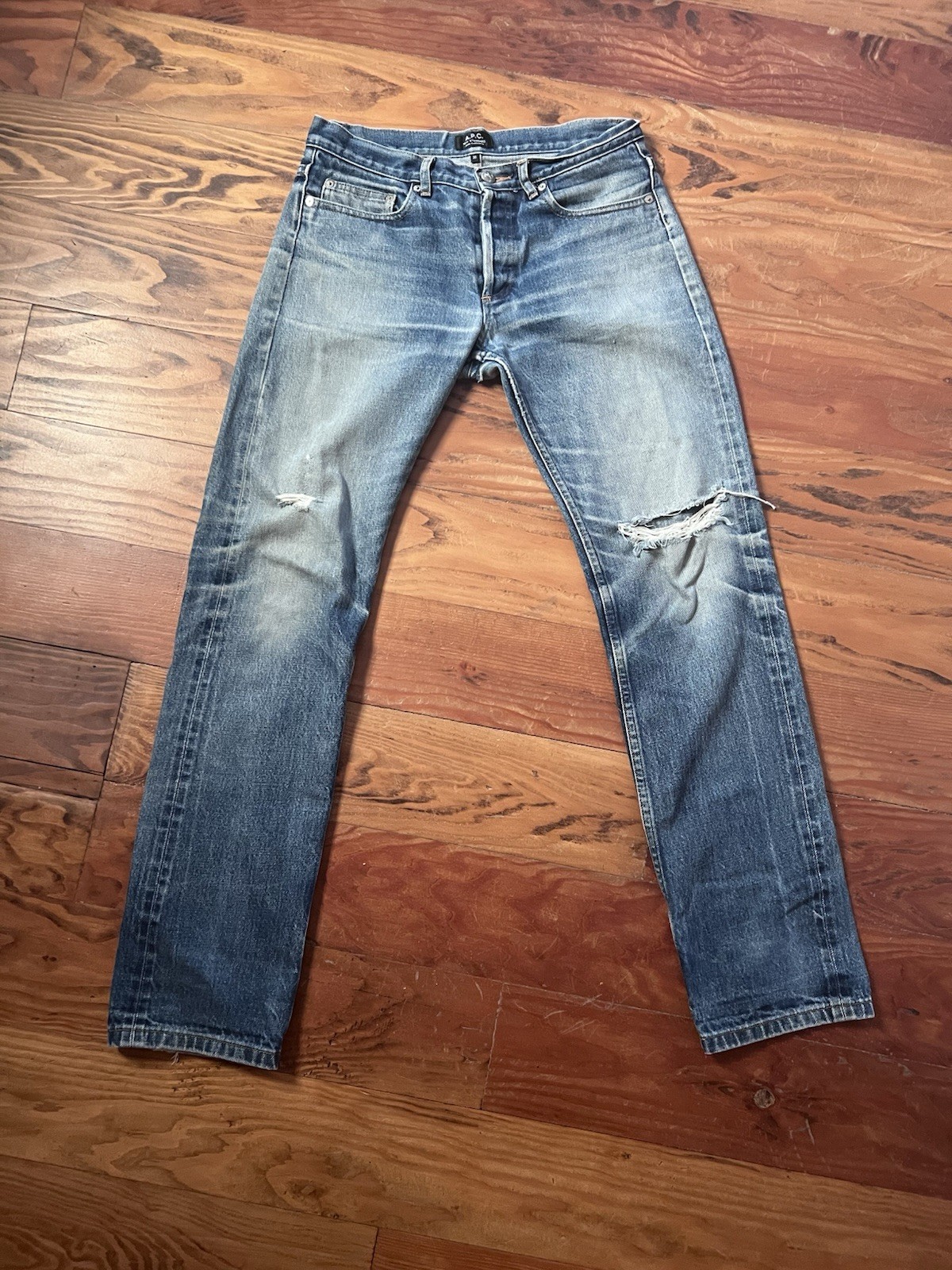 A.P.C. Men’s Straight Fit Medium Wash Blue Denim Jeans Distressed Size 30