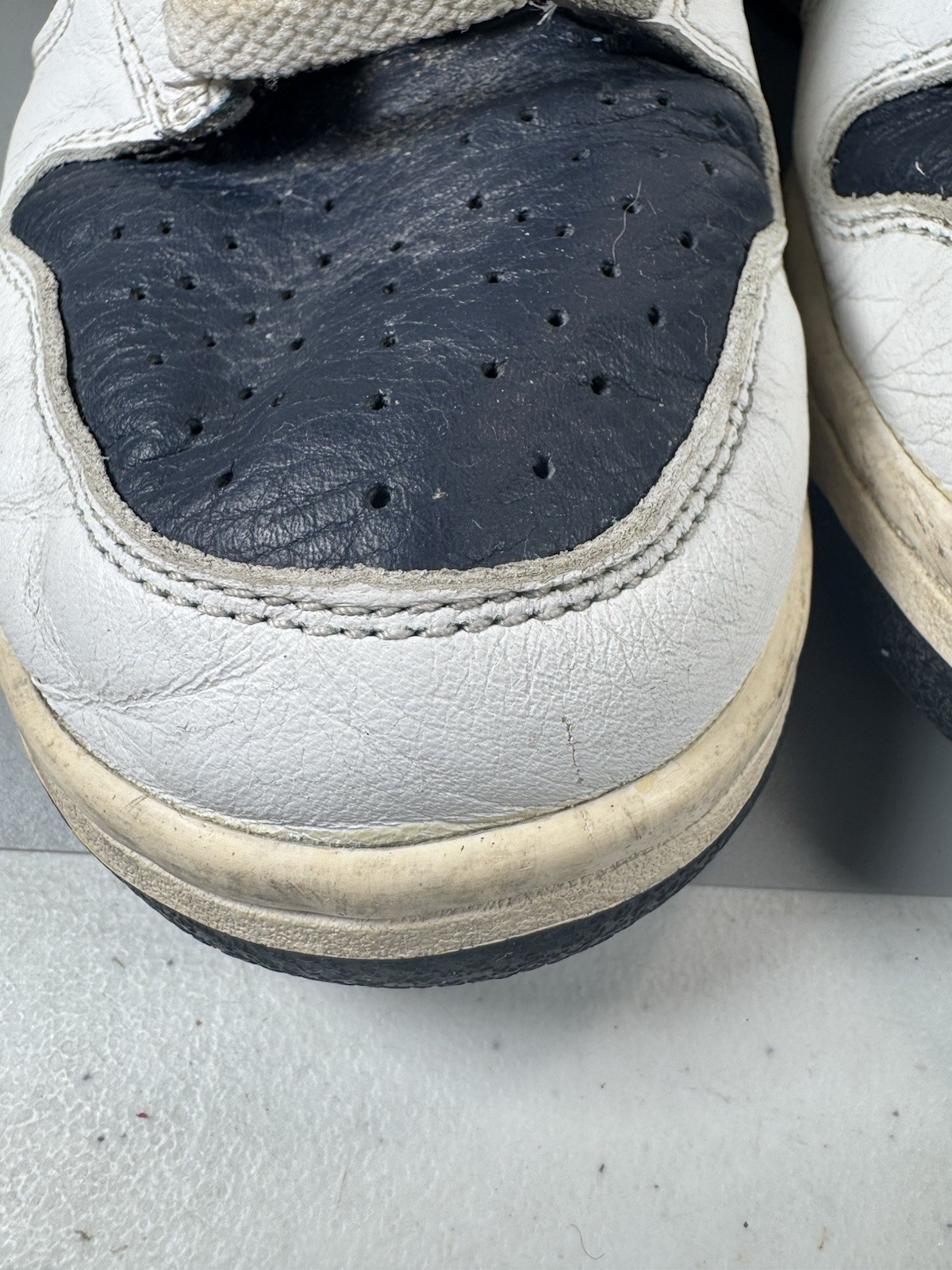 Nike Dunk High White Navy 830383-412 Men’s 10.5 Vintage 2000 Used