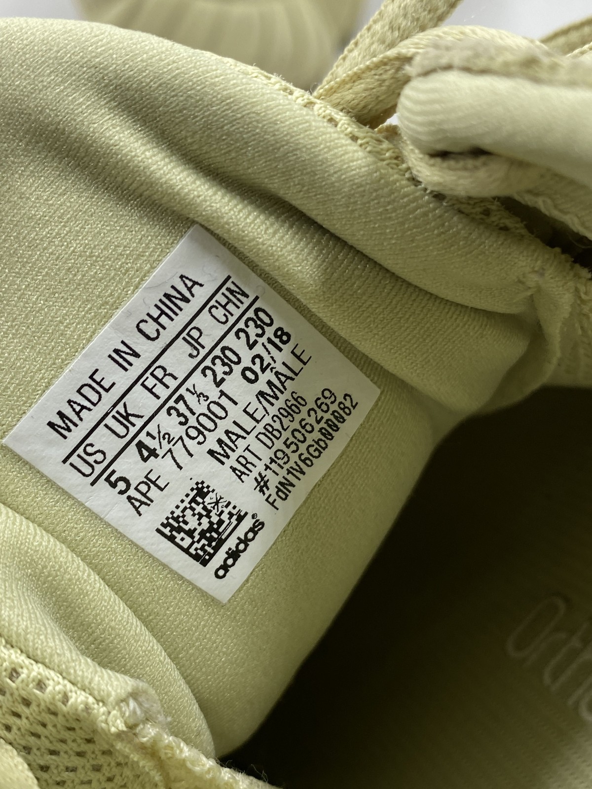 Adidas Yeezy 500 Super Moon Yellow Sneakers Men’s Size 5 COA