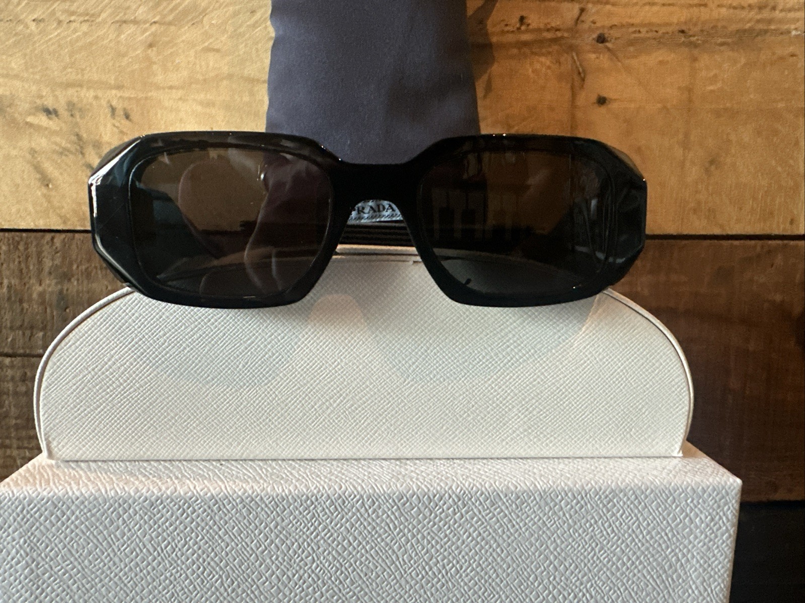 PRADA Milano SPR17WS 49*20-145 Black Dark Grey Lens UNISEX Sunglasses Kool