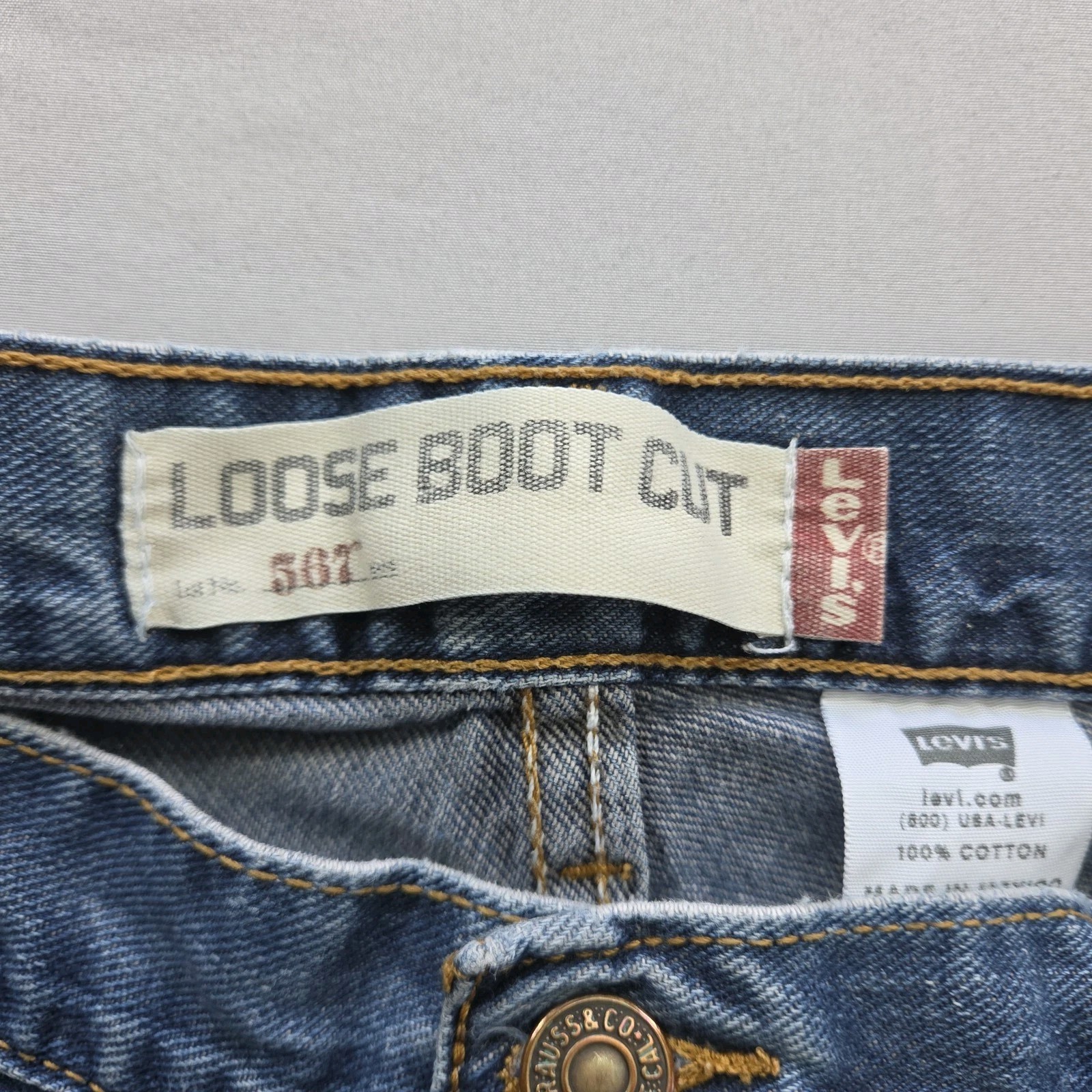 Vintage Levis 567 Mens Jeans Blue 36×31 Loose Bootcut Y2K 2004 Grunge Faded