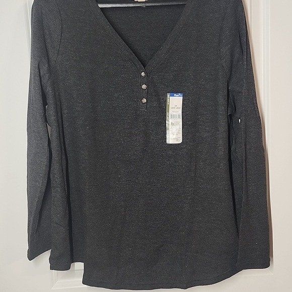 Terra & Sky Womens 1X Plus Black Soot Waffle Knit Henley Long Sleeve Top NEW