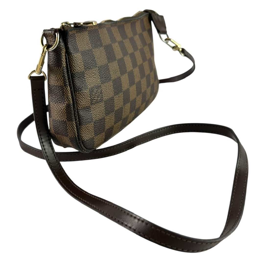 Vintage LOUIS VUITTON Damier Ebene Pochette Accessoires Shoulder Bag Crossbody
