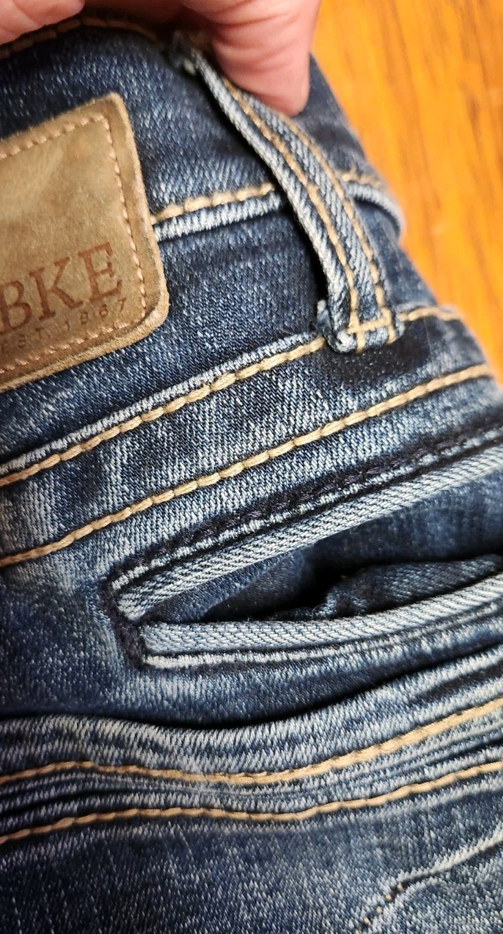 BKE Jake Bootleg Jeans Men’s Size 34×32 Cell Phone Pocket Buckle Denim Pants