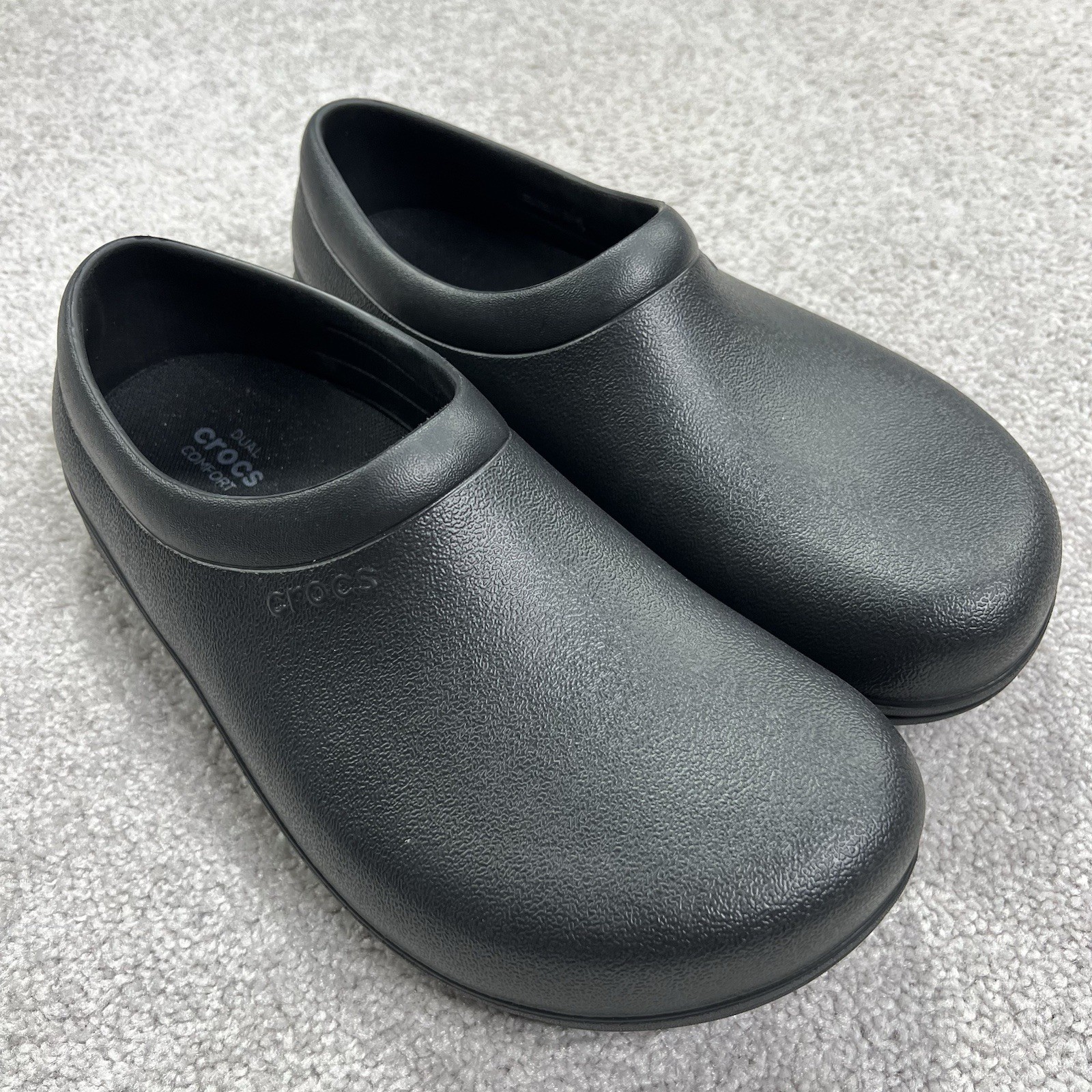 Crocs Clogs Adult Size 9M/11W Black On The Clock Slip Resistant Work Slides EUC